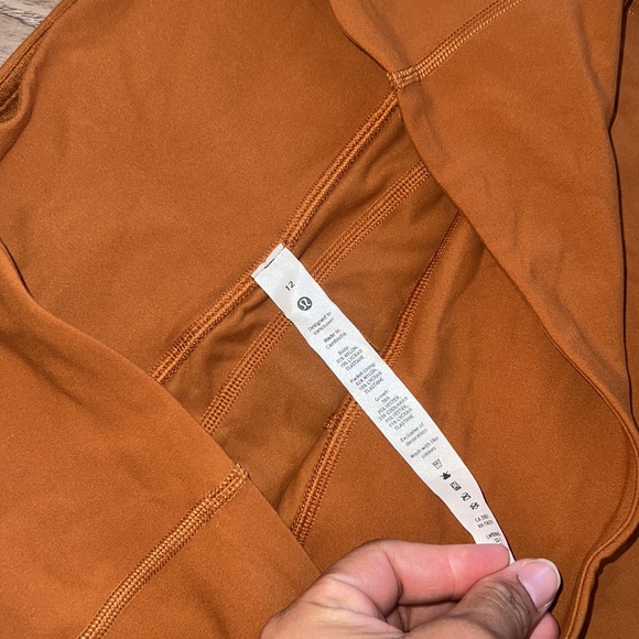 Lululemon Groove Super-High-Rise Flared Pant Nulu
Butternut Brown size 12 - Picture 10 of 13